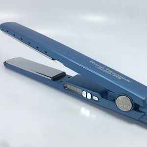 Babyliss Pro Nano Titanium 450 Degree Flat Iron